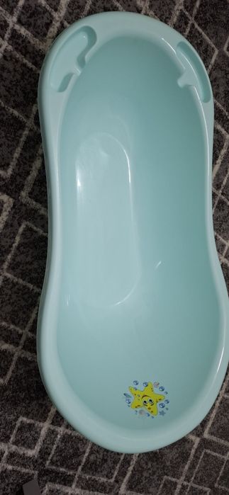 Ванночка для дитини