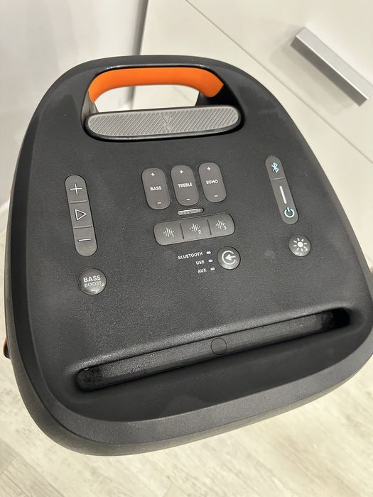 ПРОДАМ Partybox 310