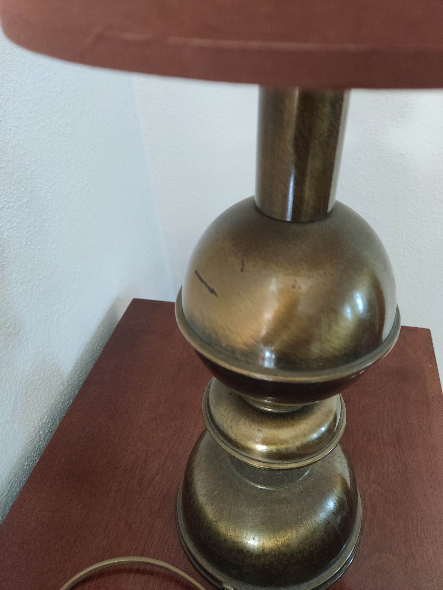Candeeiro de mesa