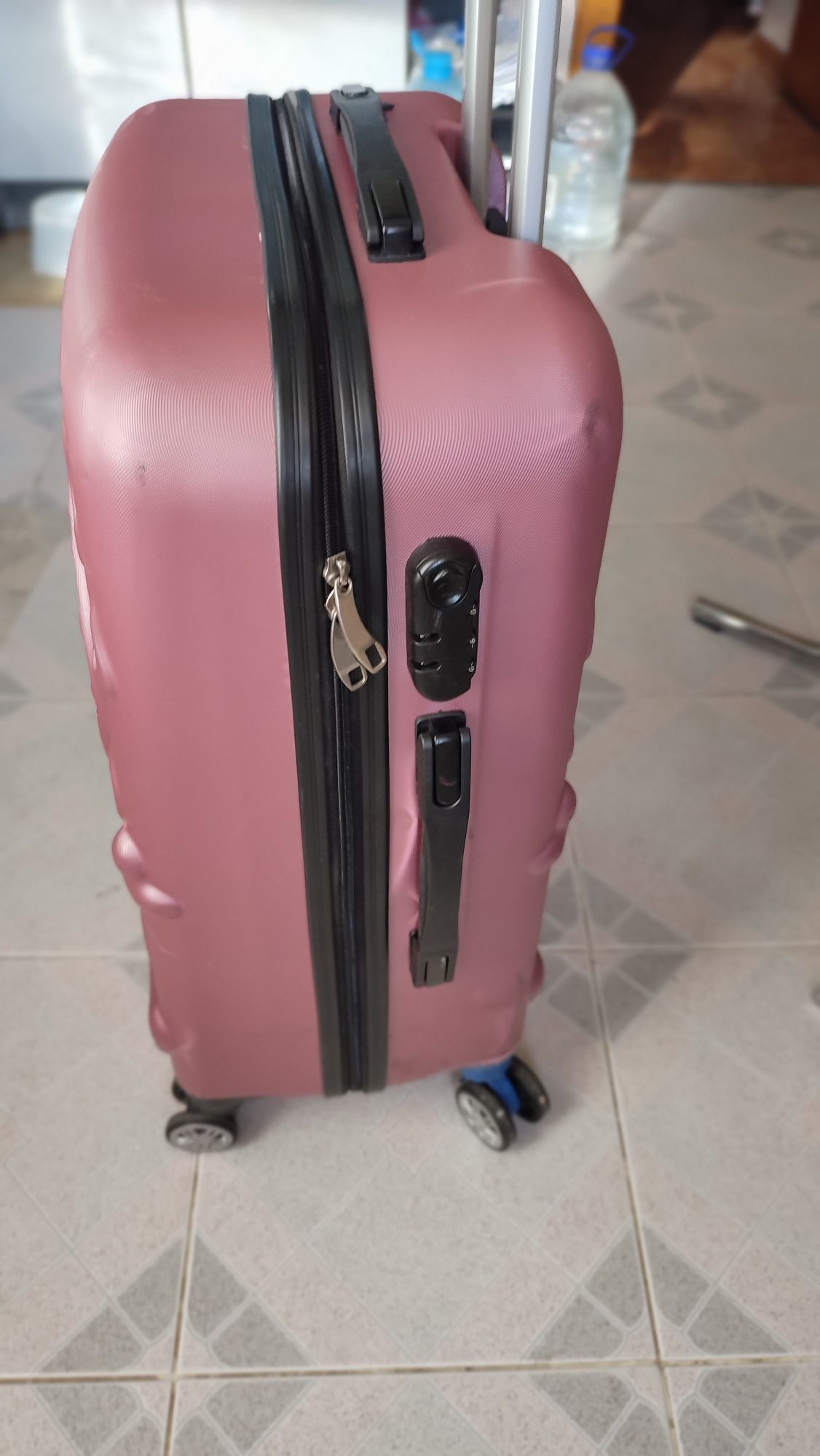 Чемодан валіза на коліщатах колесах Череп CCS travel