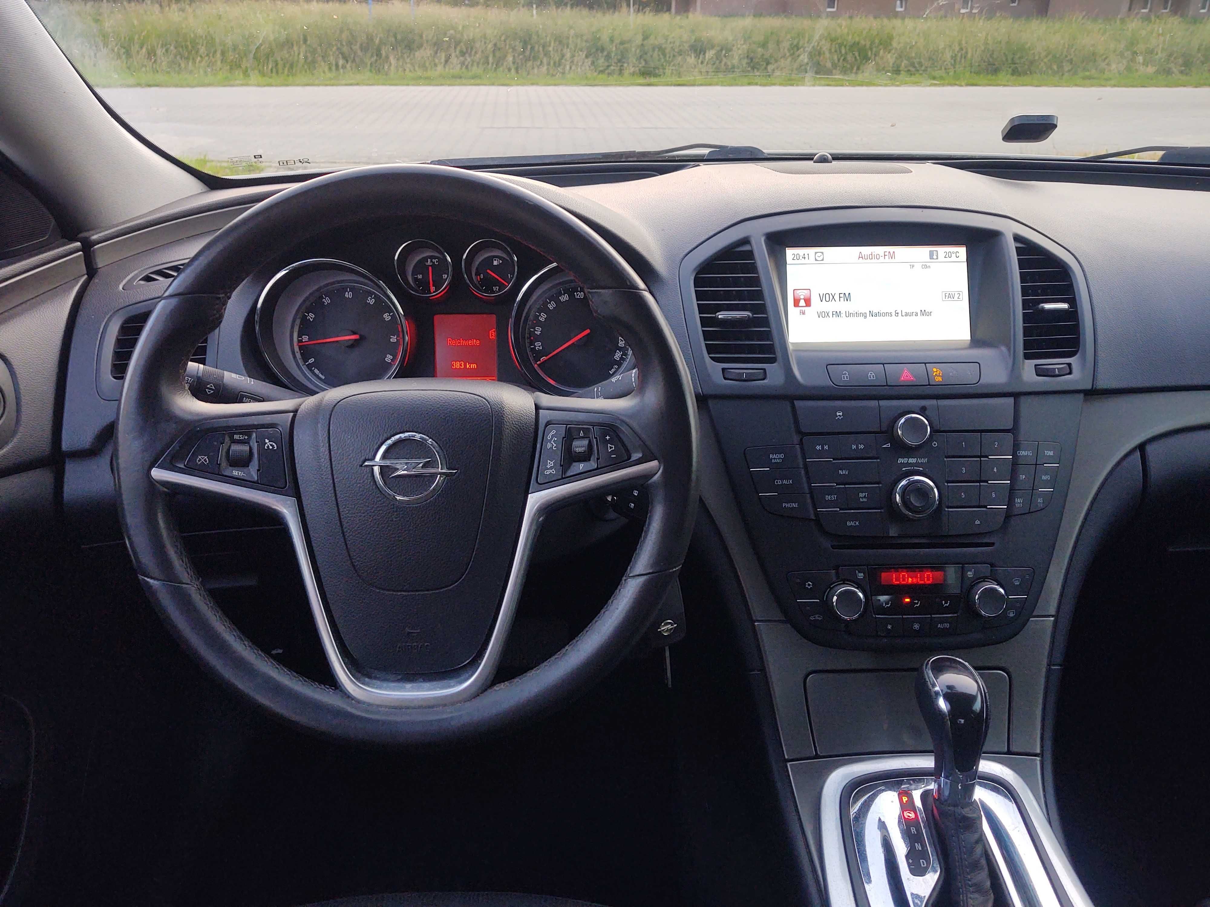 opel insignia 2009r 2.0 turbo 220KM SUPER STAN 159 tyś km NAWIGACJA