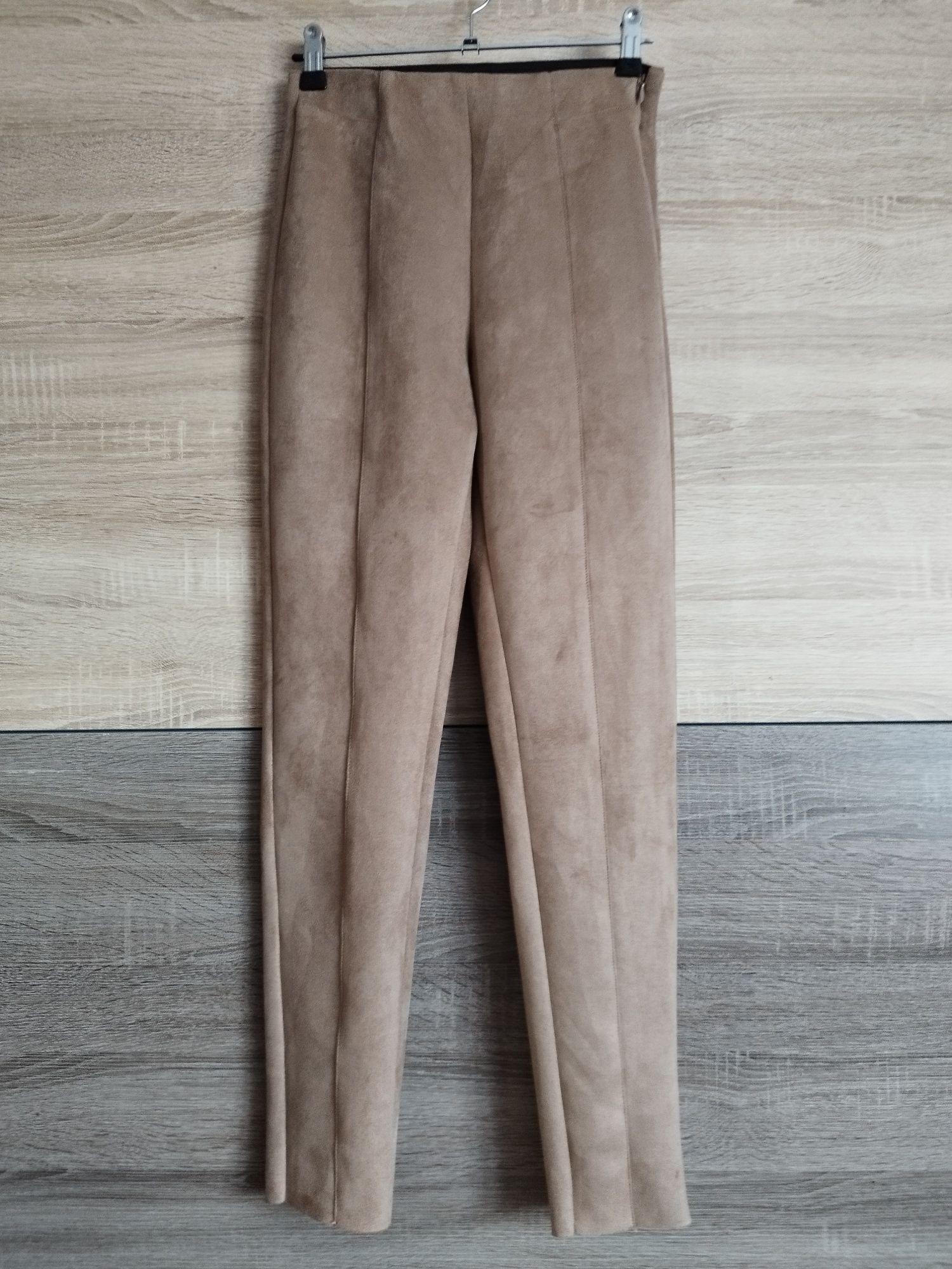 Primark Spodnie legginsy nubuk XS