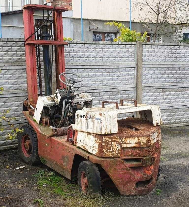 Погрузчик б/у до ремонту