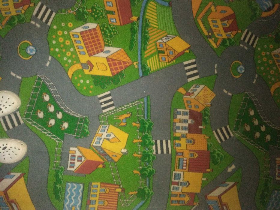 Dywan dzieciecy ok.2,5x4m