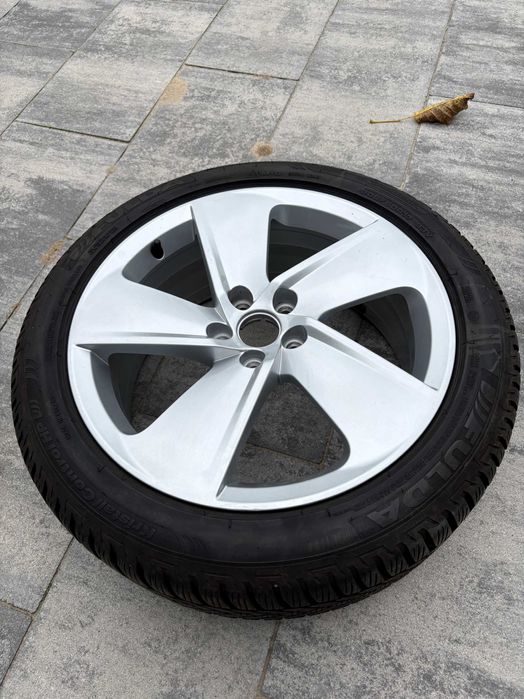Felgi aluminiowe RONAL 5x100 z oponami zimowymi FULDA 205/50 R17