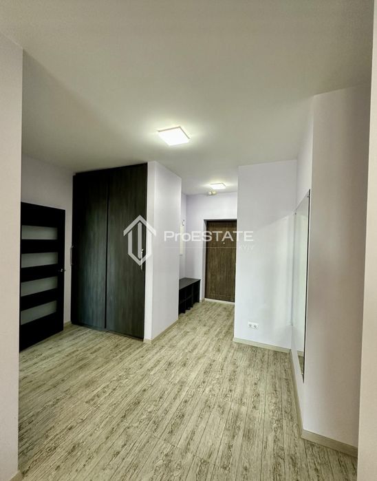 продаж квартири  81м2  вул. Драгоманова 40Є Позняки