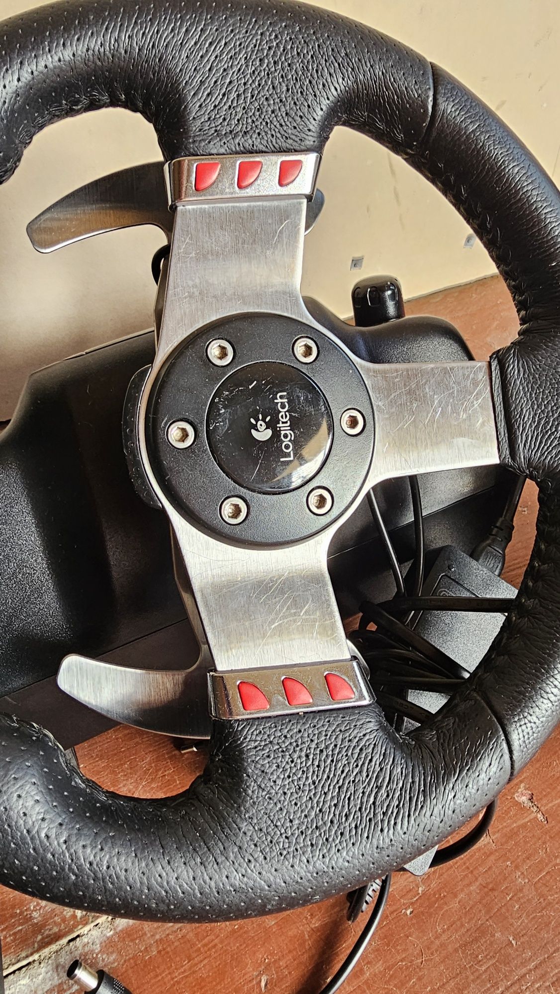 Ігровий руль logitech g27