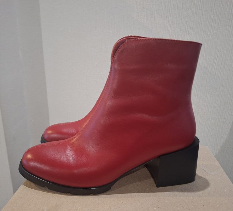 Чобітки жіночі нові натуральна шкіра