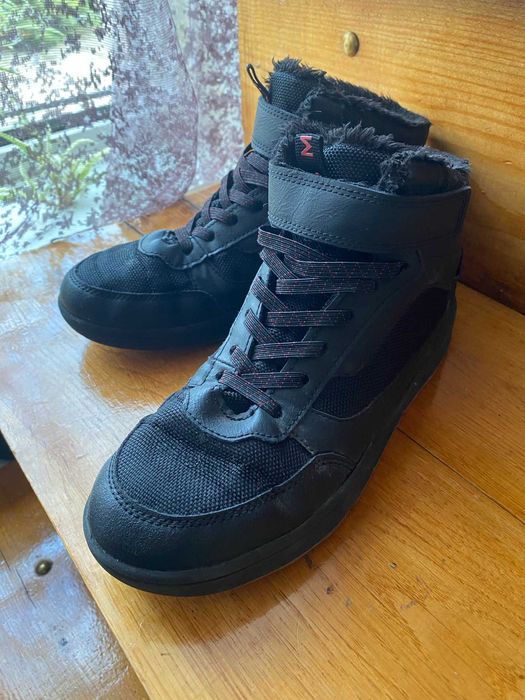 Кросівки (Кроссовки) дитячі зимові високі H&M в ідеалі.Устілка 21-21,5