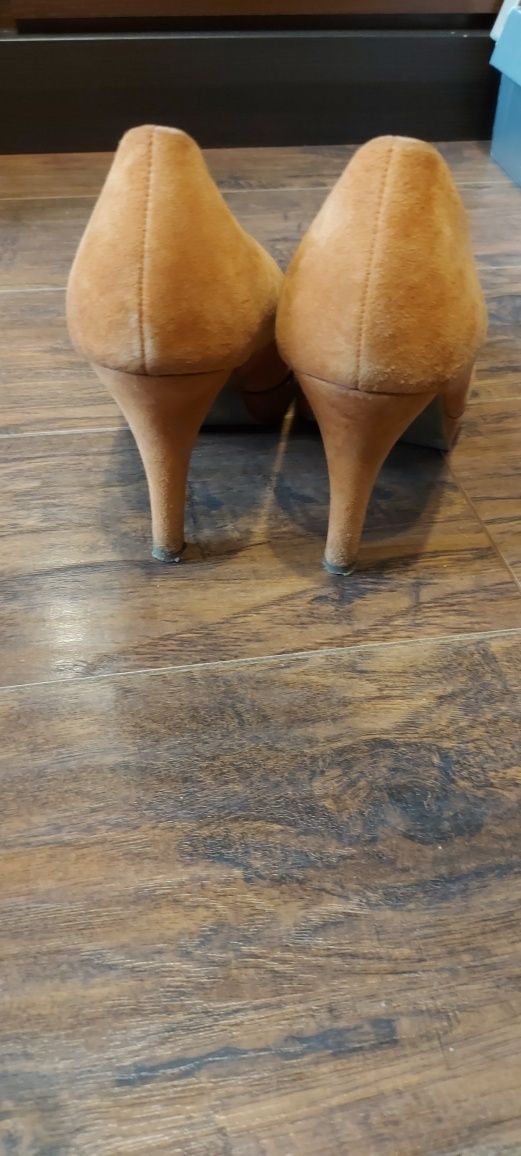 Buty szpilki 39 rude