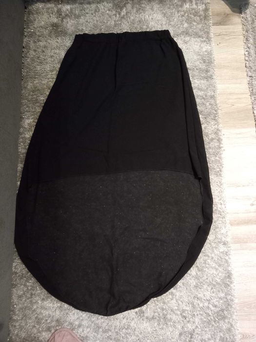 Vendo saia preta