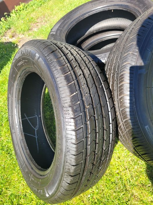 Opony Letnie 225/60/ R17 Stan bardzo dobry