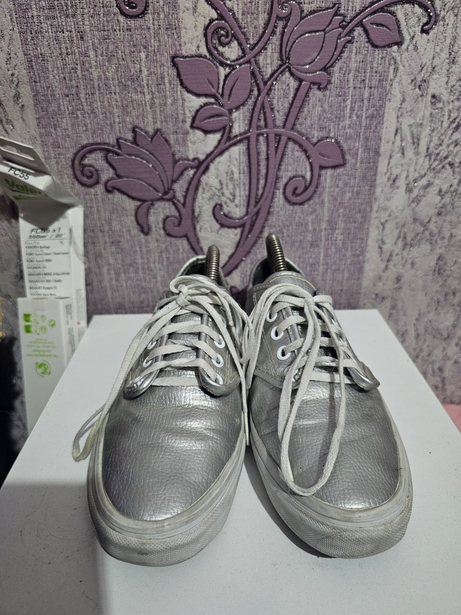 Buty damskie trampki srebrne vans rozmiar 38.5