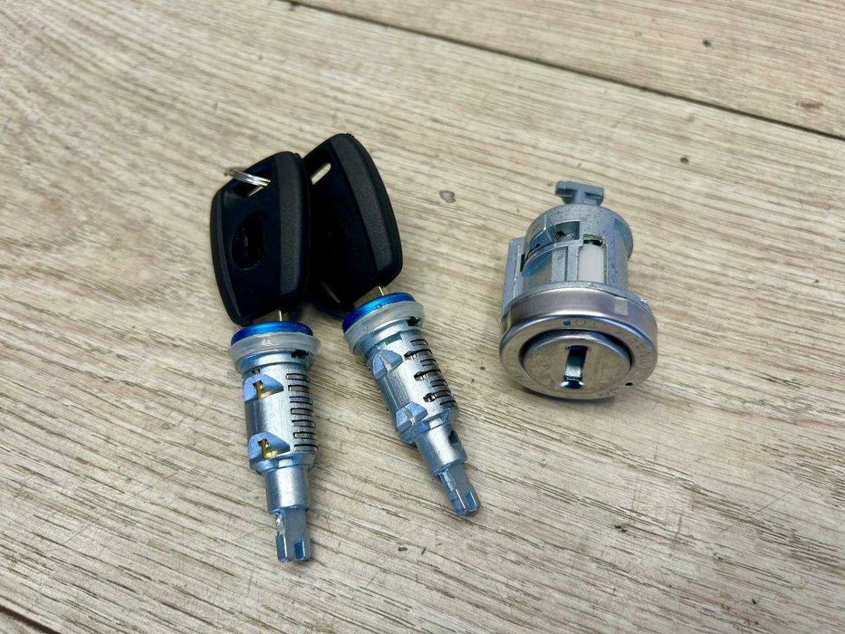 Замок Личинка Серцевина Fiat Ducato 250 Boxer Jumper Дукато Боксер