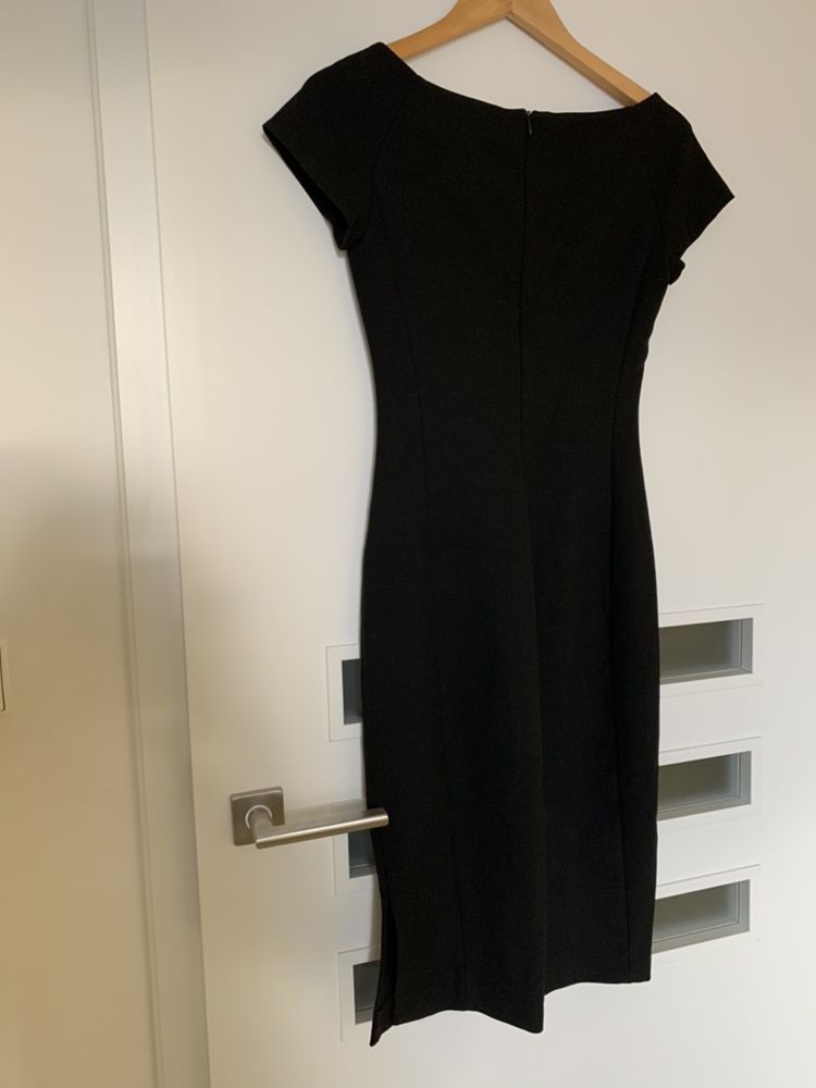 Czarna elegancka sukienka Zara woman rozmiar xs
