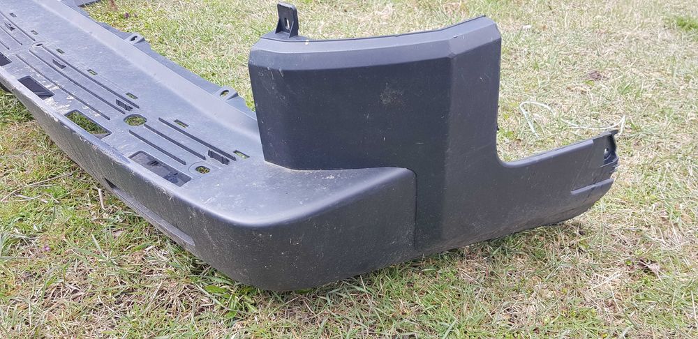 zderzak tył Land Rover Discovery 4 IV