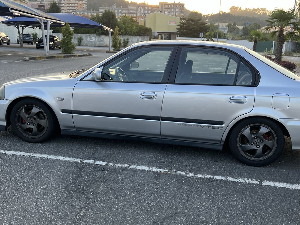 Honda Civic 1.6 vti