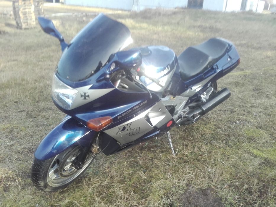 Kawasaki zx10 zx 10 tomcat silnik lagi gaźniki czasza koło bak części