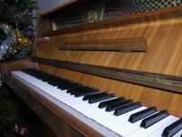 Pianino Calisia M-105 stan bdb