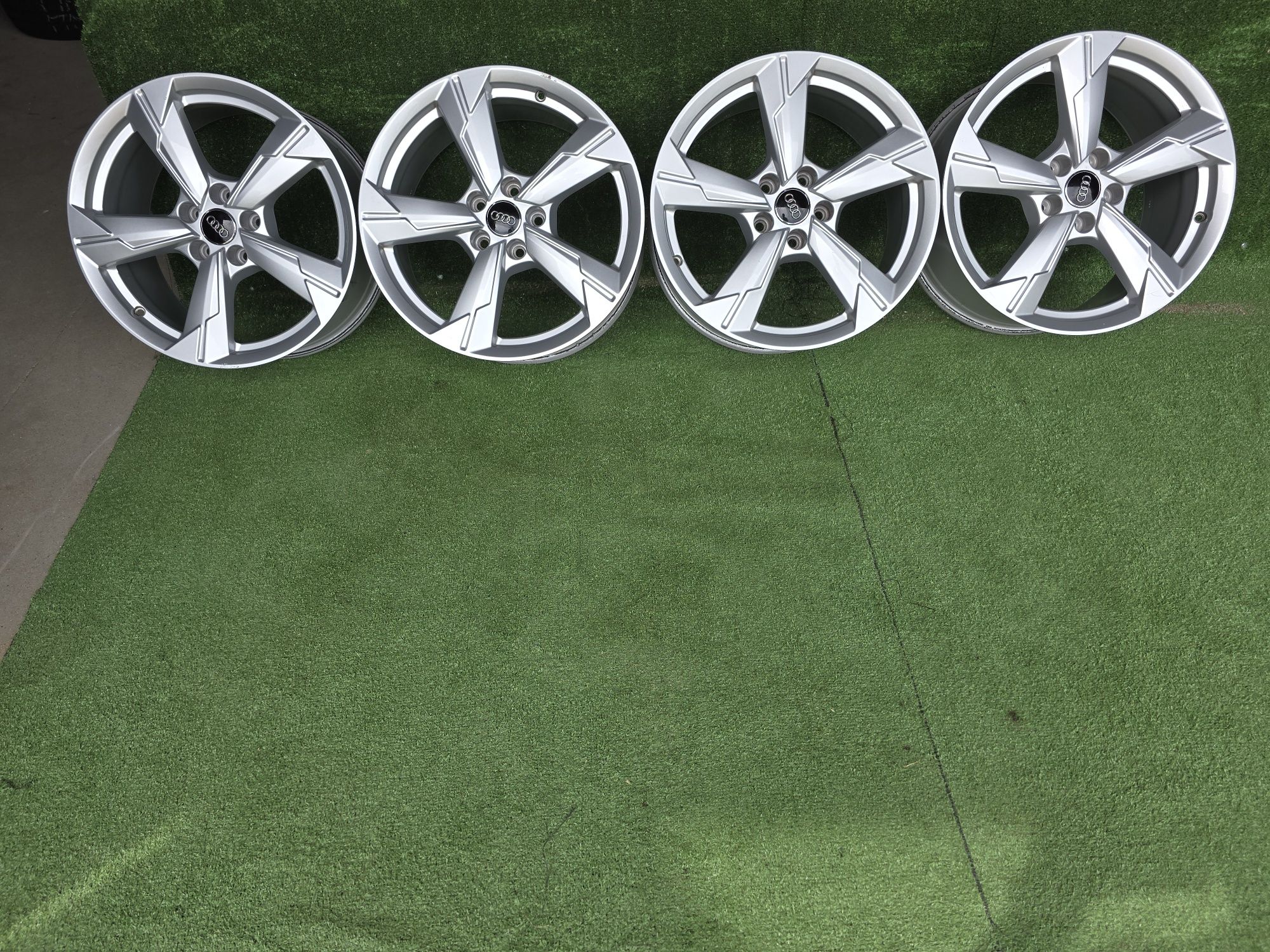 Sprzedam Alufelgi Orginalne Audi 5x112 18 A4 A5 A6 A7 A8 Q5 Q7