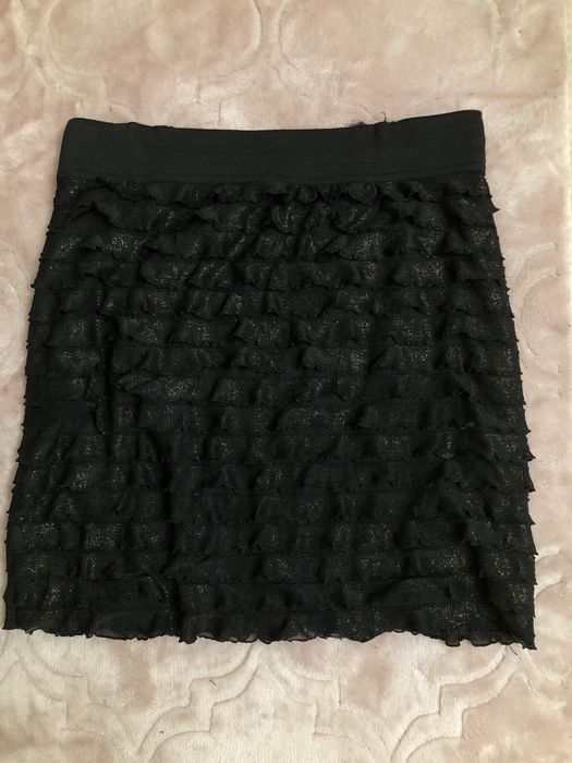 Spódniczka mini czarna z połyskiem new look rozmiar 12