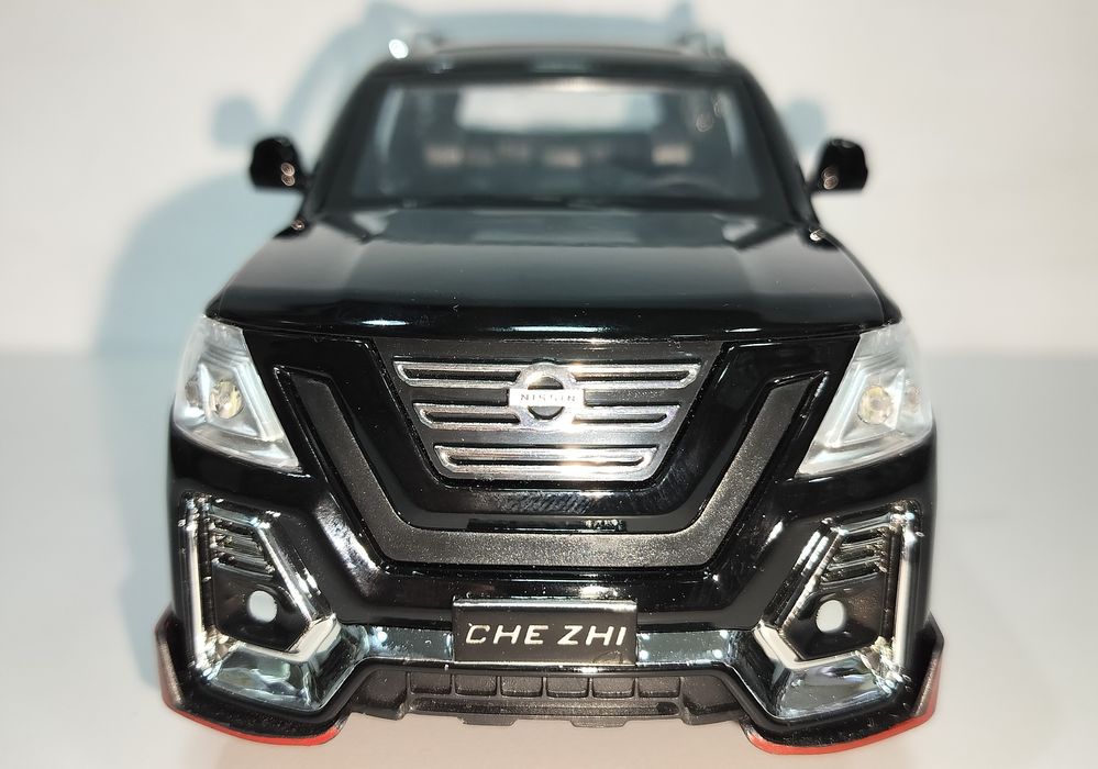 NISSAN PATROL модель 1:24 ТМ АвтоЕксперт Металл, звук, свет.