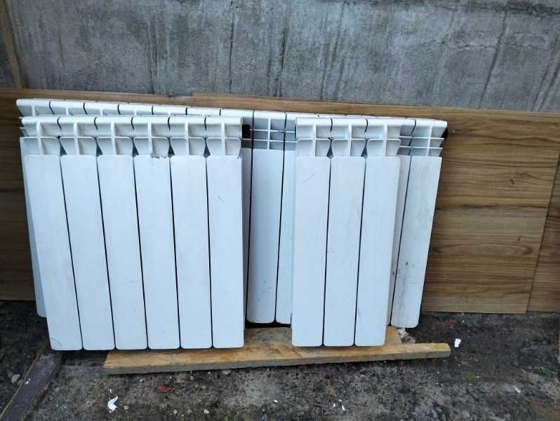 Sprzedam bojler elektryczny z grzejnikami