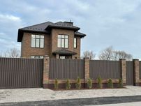 Будинок з клінкерної цегли 180 м² з терасою, автонавісом та підвалом