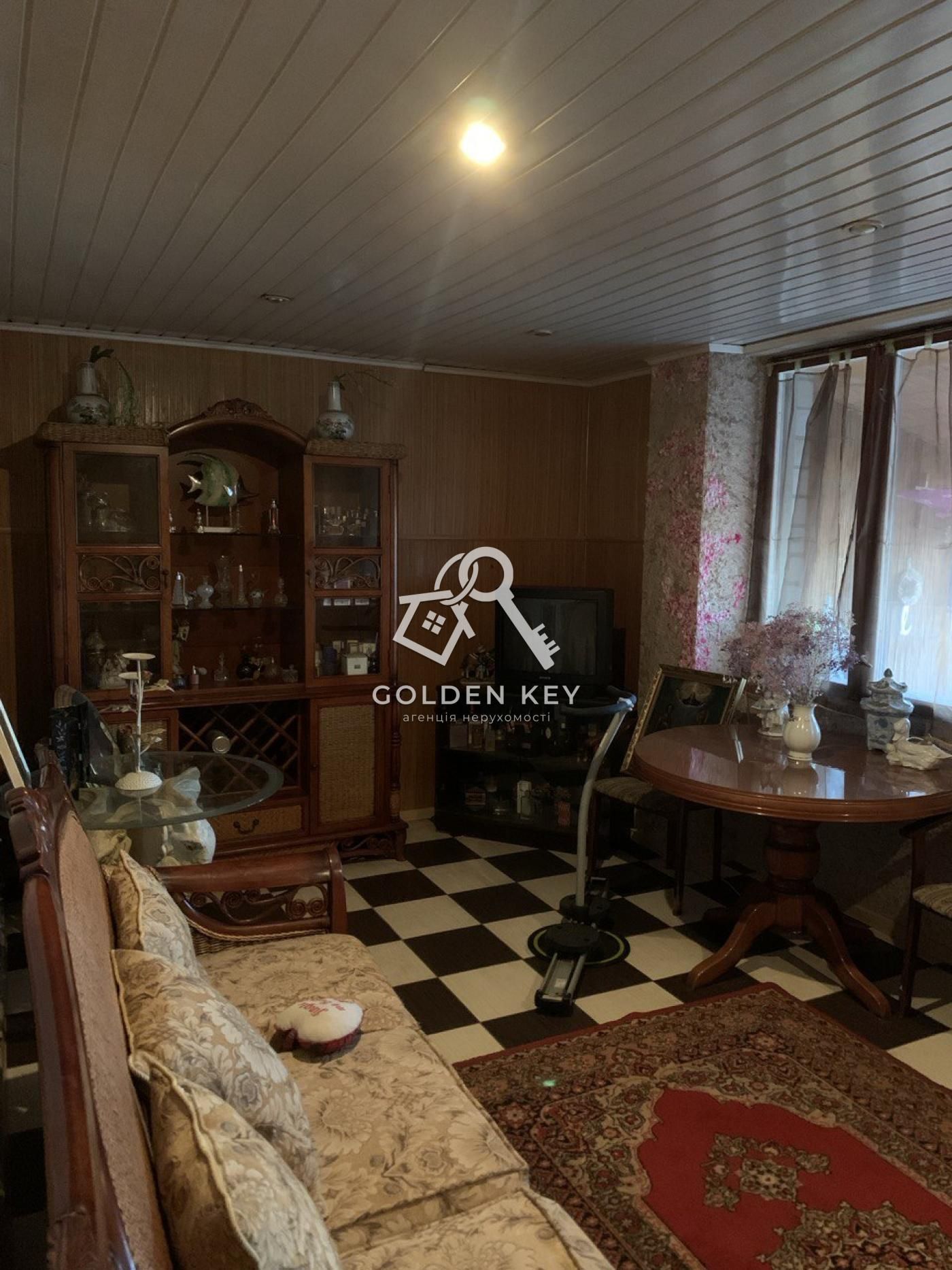 Продаж будинку біля Свято-Миколаївської