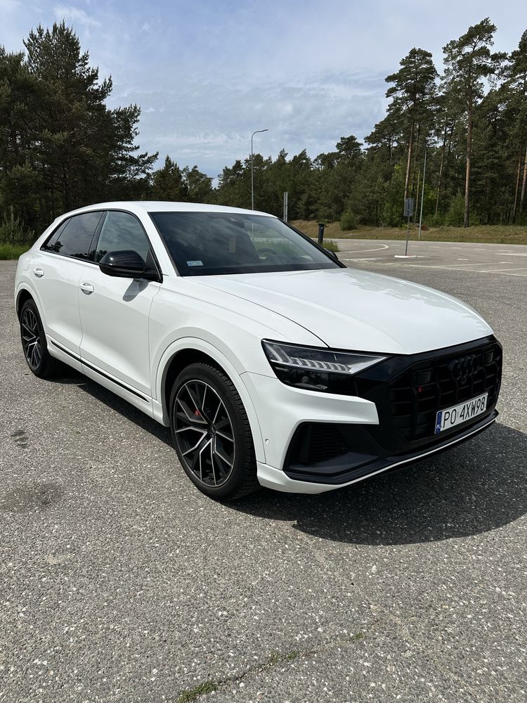 Sprzedam Audi SQ8 2022, 4.0 500KM,  FakturaVAT