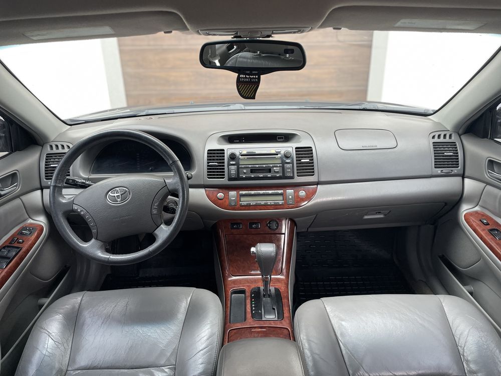 Toyota Camry 30. Автомат. 3.0 газ