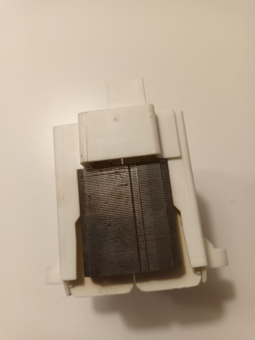 Silnik pompy myjącej  zmywarki Indesit Ariston Hotpoint