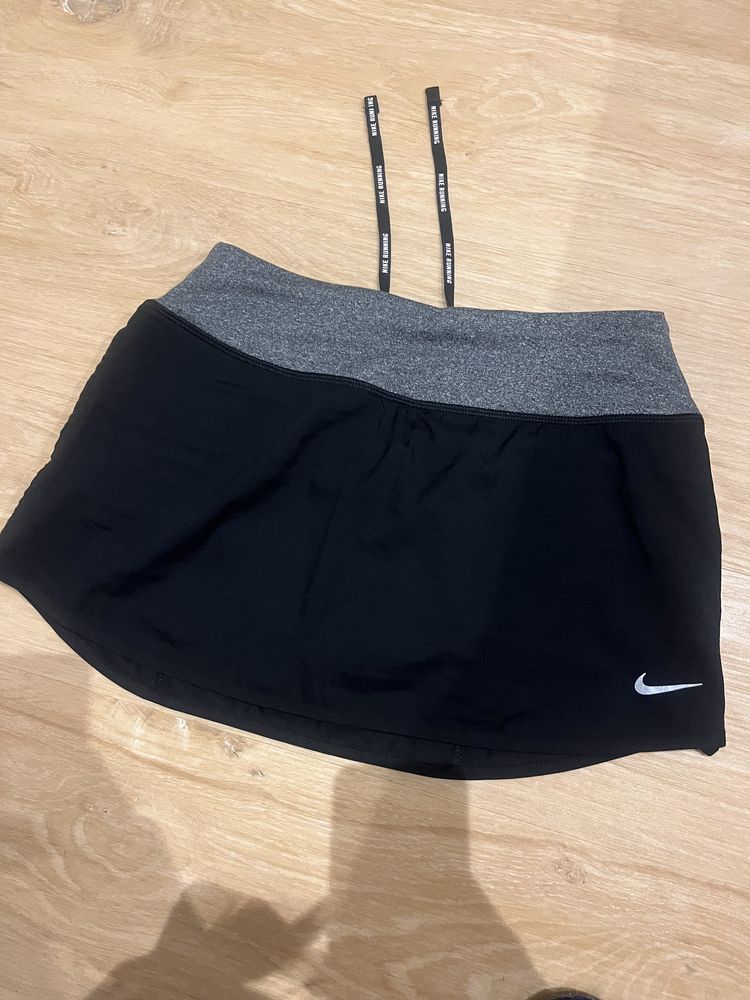 Nike спідниця-шорти, xs/s.