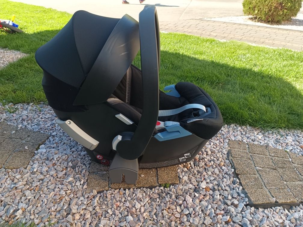 Nosidełko Cybex wraz z adapterami