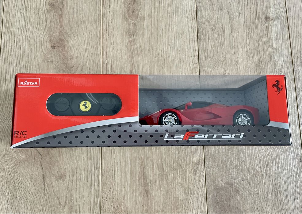 Carro Ferrari telecomandado Rastar – Novo RESERVADO