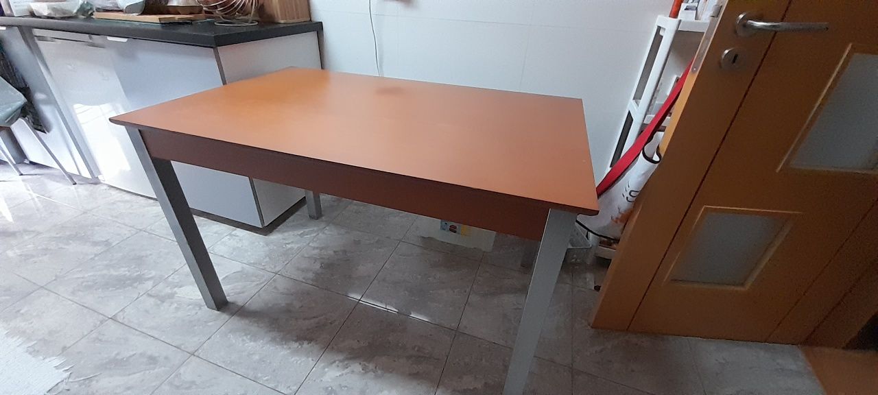 Vendo mesa Cozinha Cerejeira