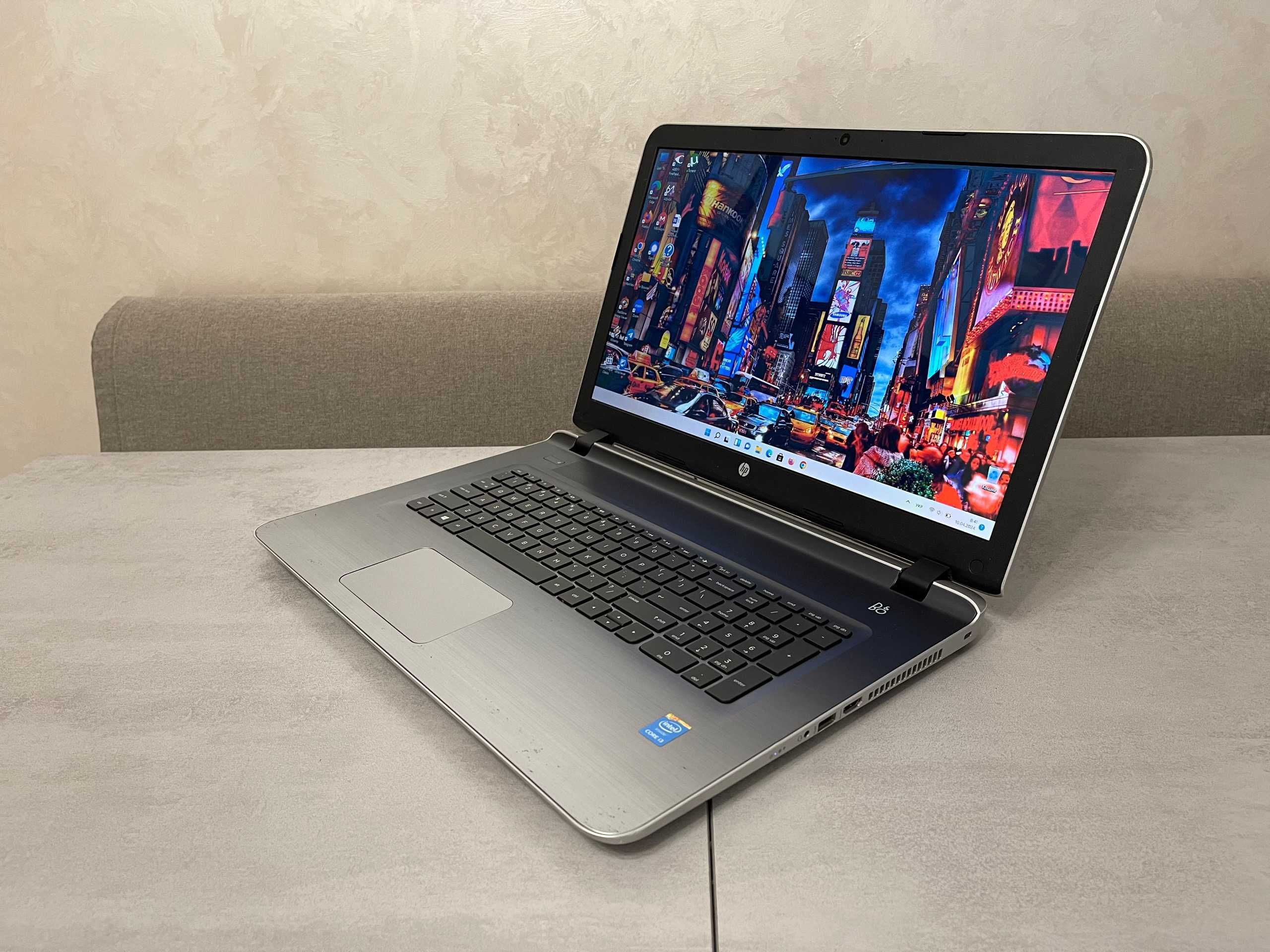 Ноутбук HP Pavilion 17-g148dx, 17,3", i3-5020U, 8GB 128GB SSD Гарантія