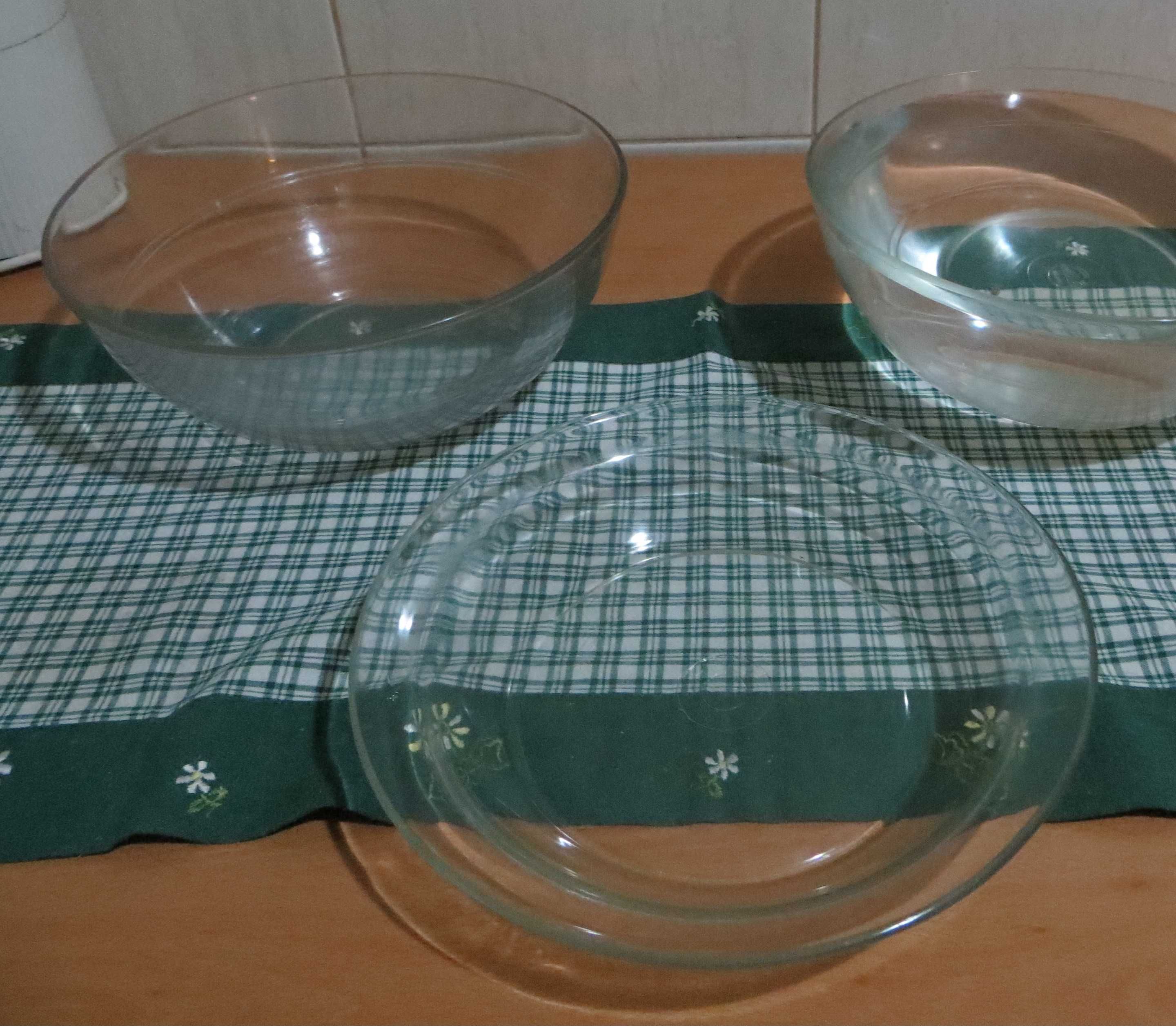 Cozinha Saladeiras pratos servir e mesa, leiteira  total 14 peças