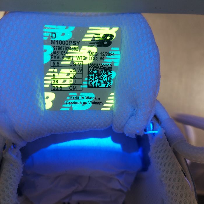 Кросівки New Balance 1000 US5.5(25см)