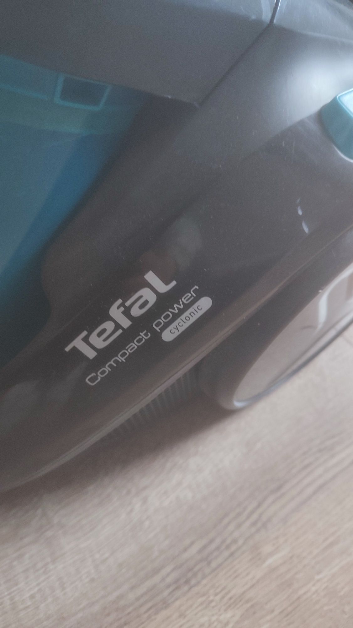 Odkurzacz bezworkowy Tefal Cyclonic