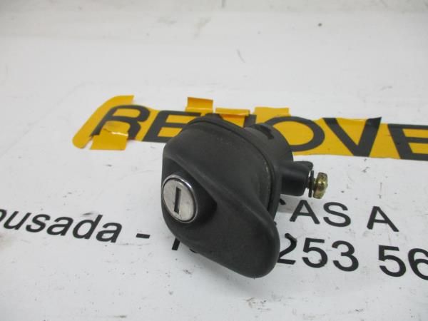 Fechadura / fecho da mala SEAT Ibiza II (6K1)