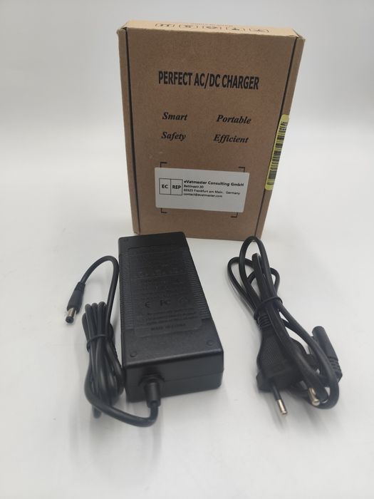 Ładowarka 42V 2A do hulajnogi elektrycznej jak nowa pudełko poklejone