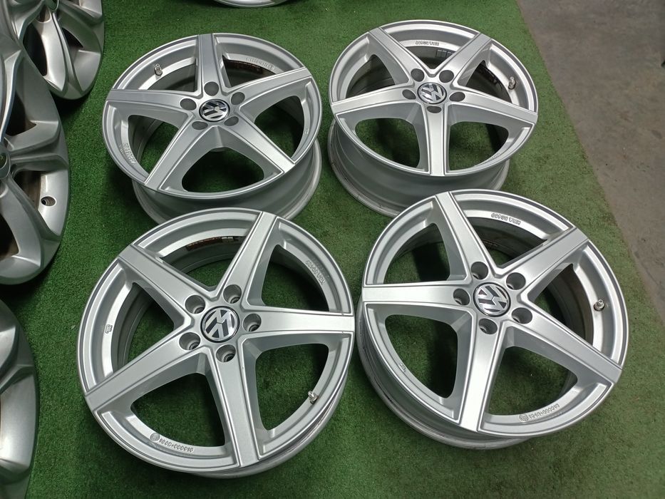 17 felgi 5x112 et38 VW Passat B8 B7 Tiguan Touran Golf 7 6 R-line Audi