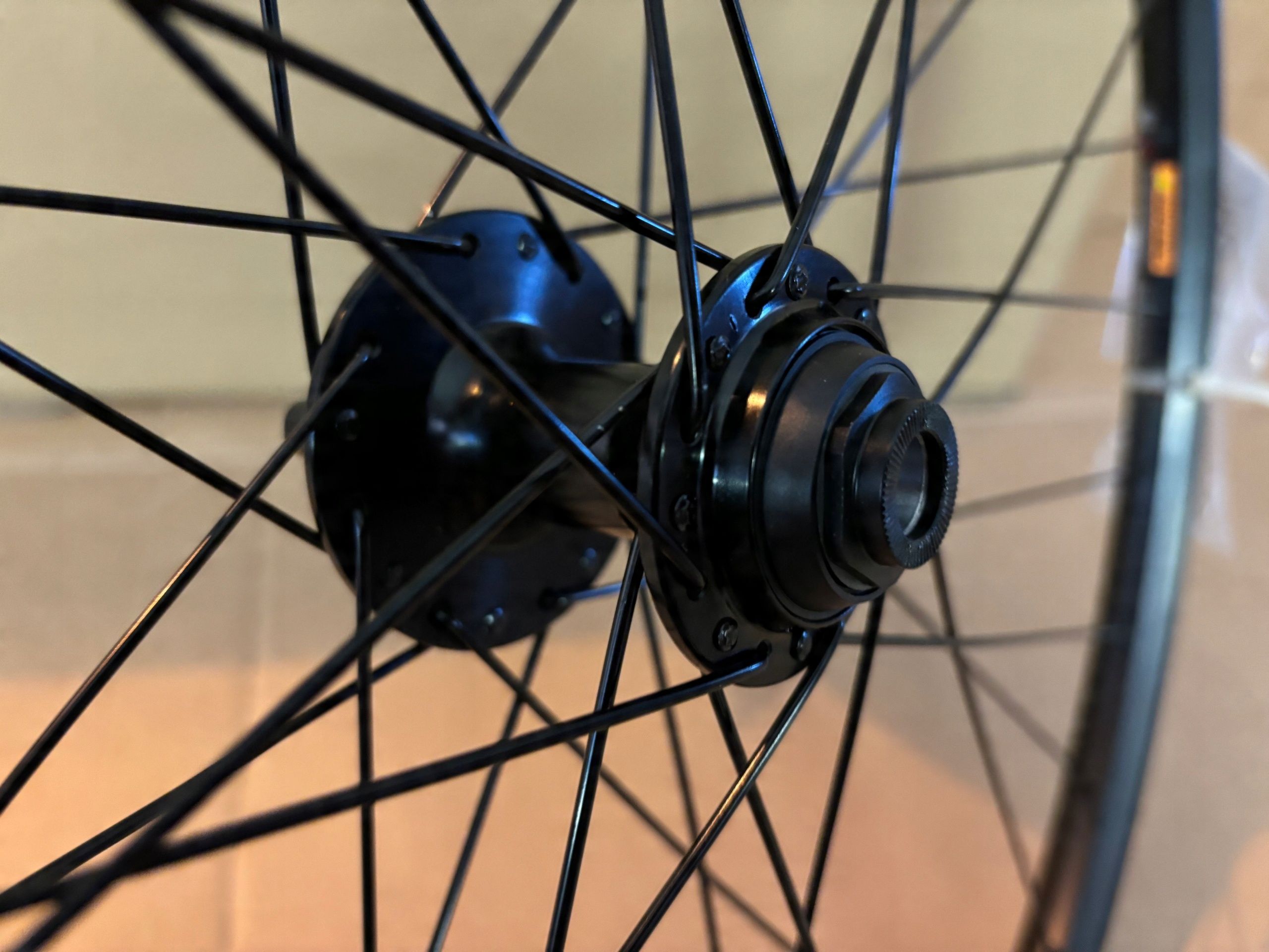 Koło rowerowe przednie WTB STi23 700c 28" 12x100" Disc przód MASZYNOWE