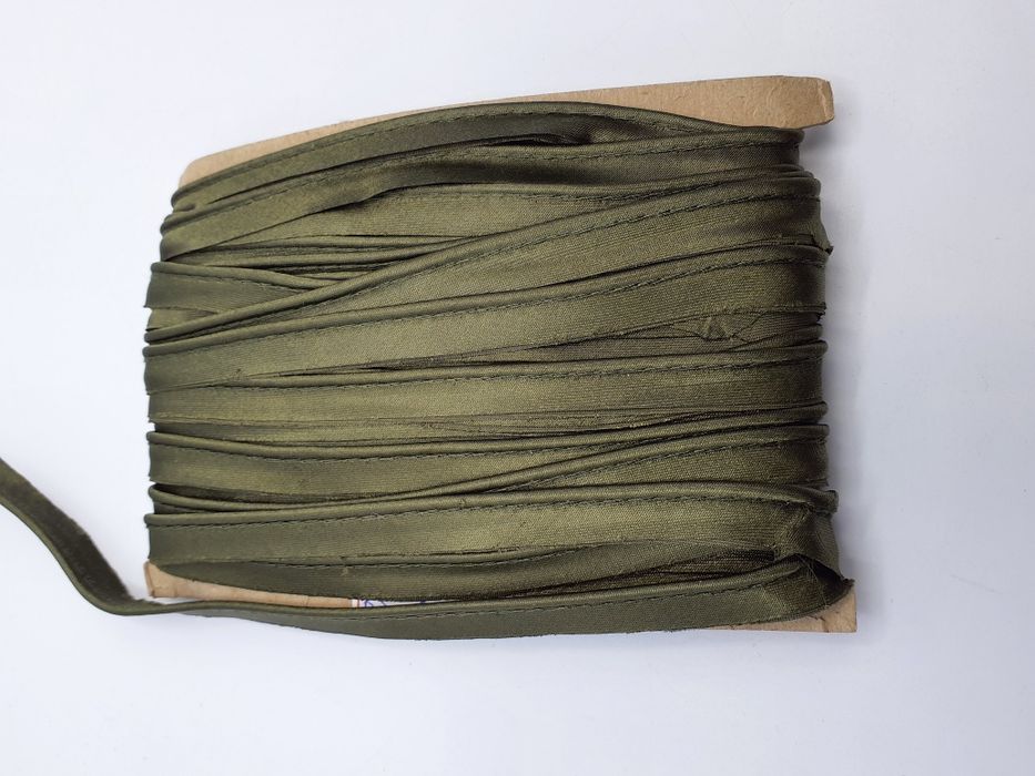 Wypustka oliwka kupon 20 m.x 1 cm.