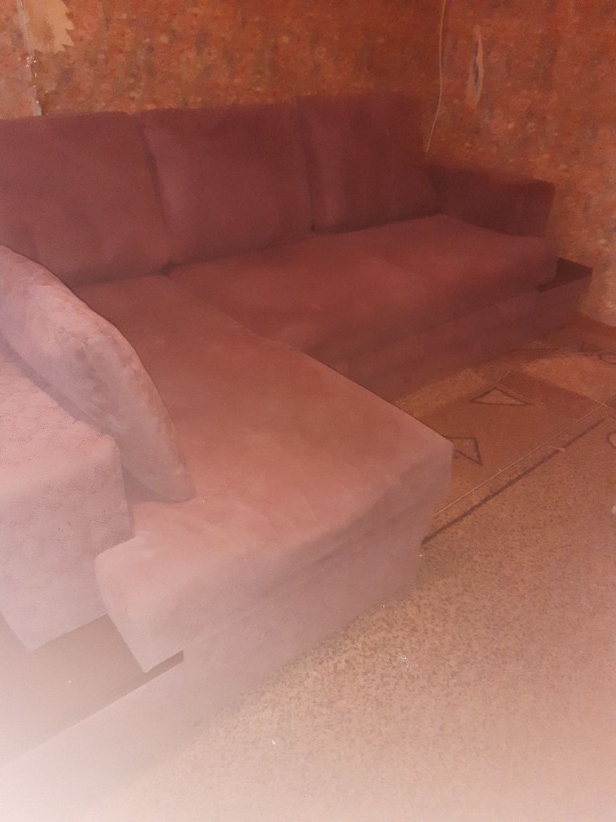 Продам диван уголок с подсветкой