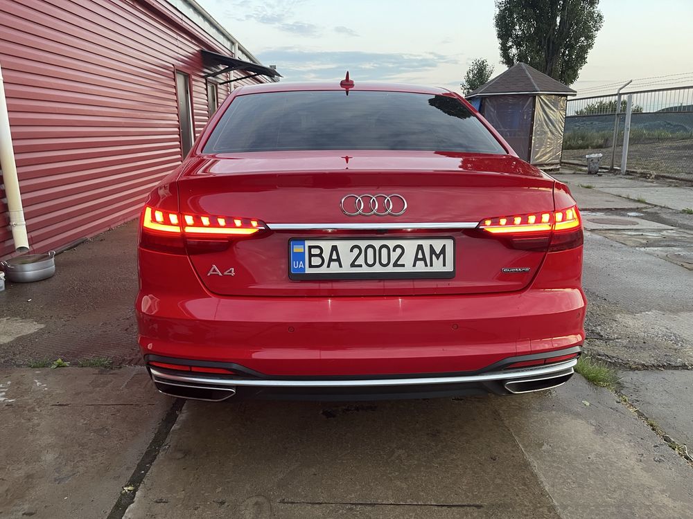 Audi A4, Ауді A4