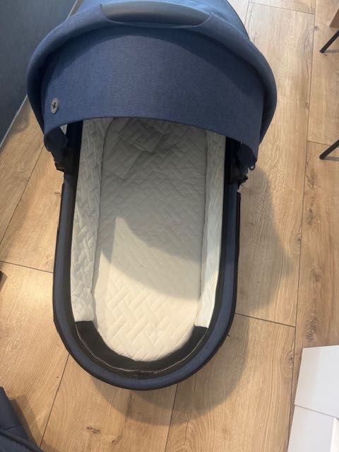 Wózek dziecięcy 2w1 - Muuvo 2.0 Quick