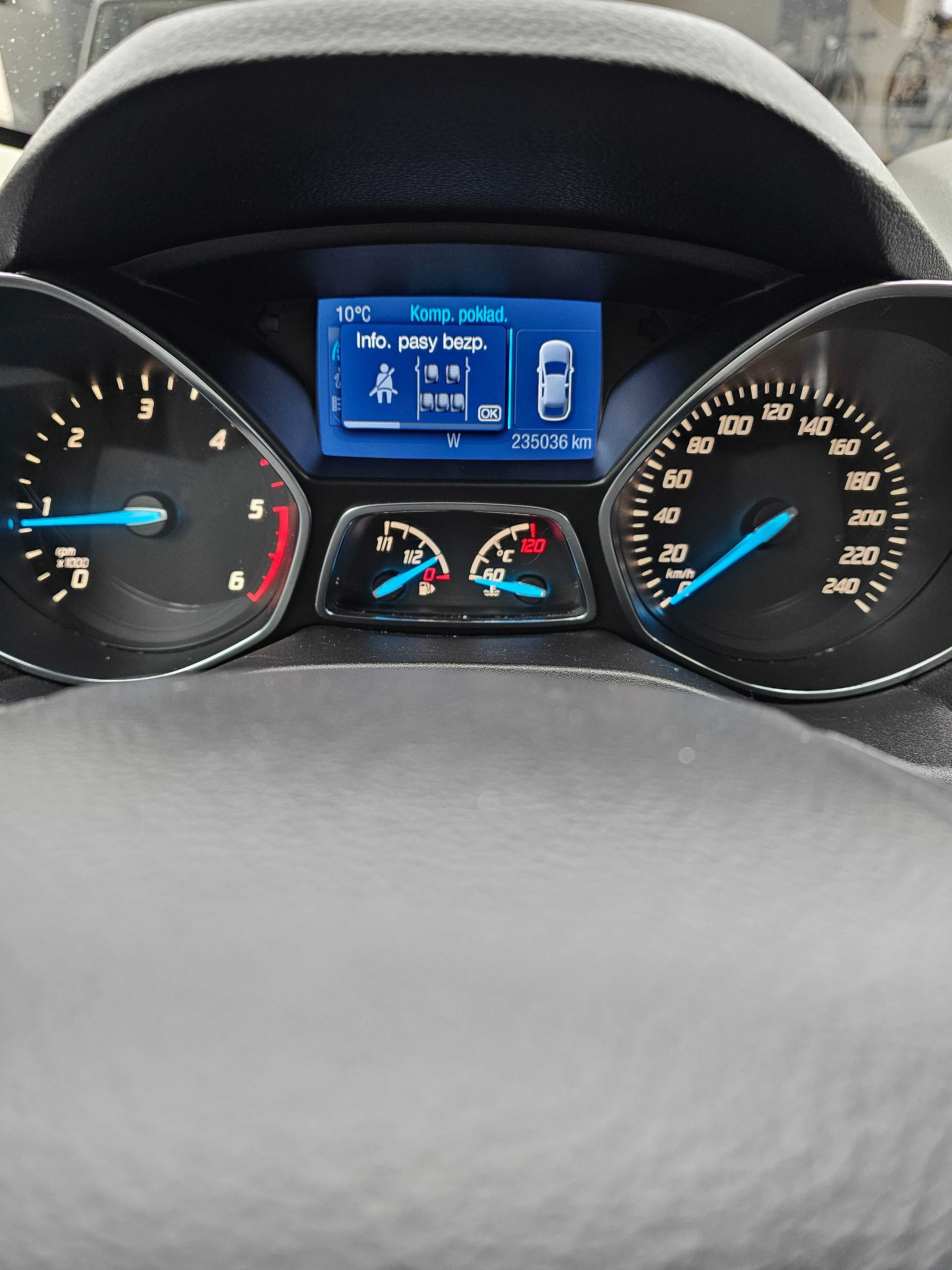 Ford KUGA LIFT 2.0 TDCI 140 KM. 2012 rok 4X4  Bezwypadkowa.