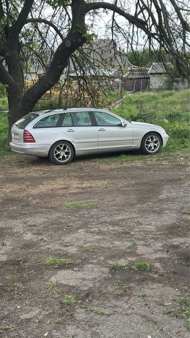 Мерседес в203, 2,2 дизель, автомат